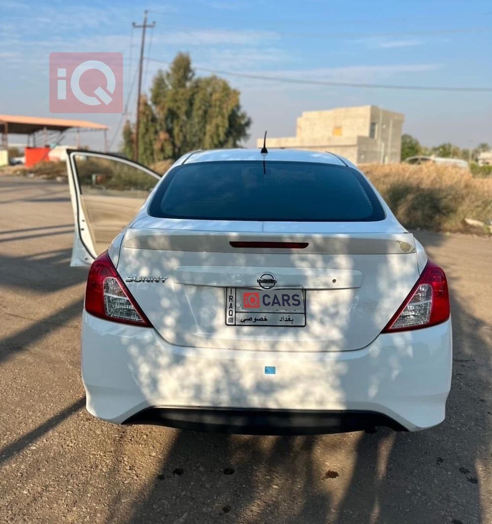 نيسان صني